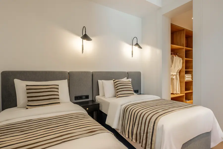 Junior Twin Apartment